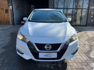 Nissan Versa Sense 2021