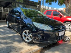 Ford Focus S 2014