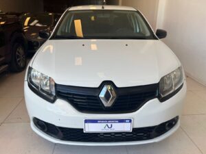 Renault Sandero. Authentic 2017
