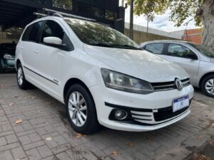 Volkswagen Suran. Highline 2015